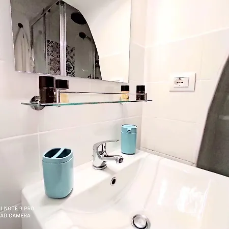 Lunia Apartment *